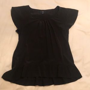 Black ruffled top